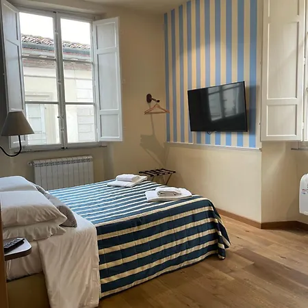 Bed & Breakfast Chalet Lucca Lucca